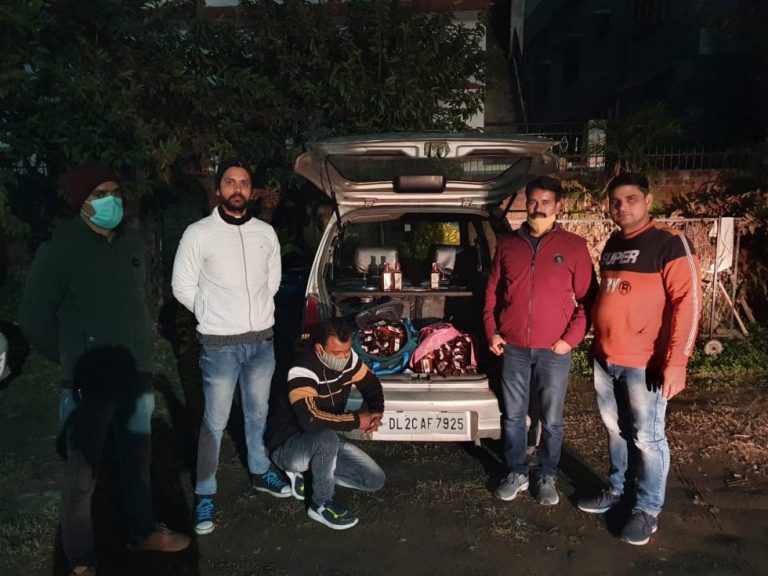अवैध शराब के साथ तस्कर   गिरफ्तार, अभियोग दर्ज