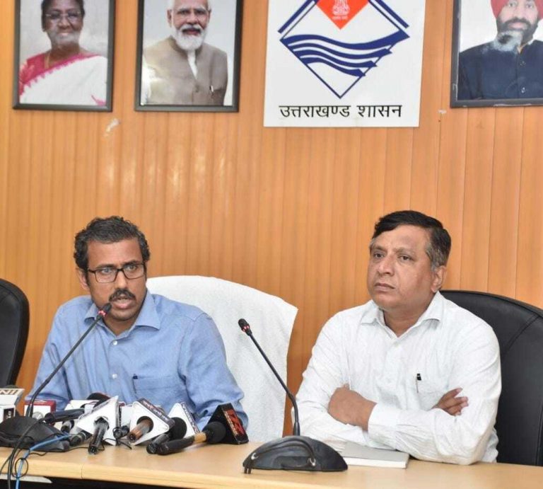 सी रविशंकर ने केदारनाथ हेलीकाप्टर दुर्घटना को लेकर दी जानकारी, घटनास्थल पर रेस्क्यू ऑपरेशन जारी