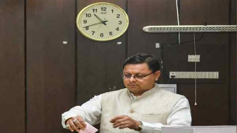 प्रदेश में धर्मांतरण को लेकर कानून सख्त, संतों ने किया सरकार के फैसले का समर्थन
