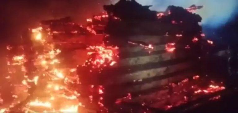 राना गांव के तीन मकानों पर लगी आग, खाद्यान्न व घरेलू सामान हुआ जलकर राख