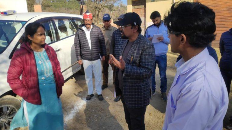 सीएम ने की जोशीमठ में किए जा रहे राहत कार्यों की समीक्षा बैठक