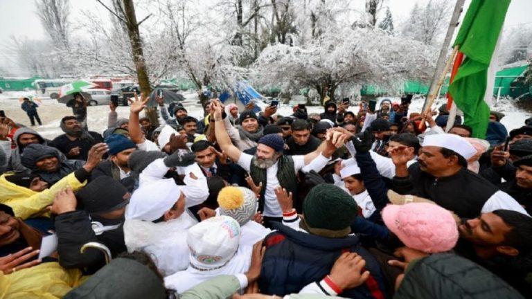 श्रीनगर में बर्फबारी के बीच ‘भारत जोड़ों यात्रा’ का हुआ समापन, राहुल गाँधी ने बटोरी वाहवाही
