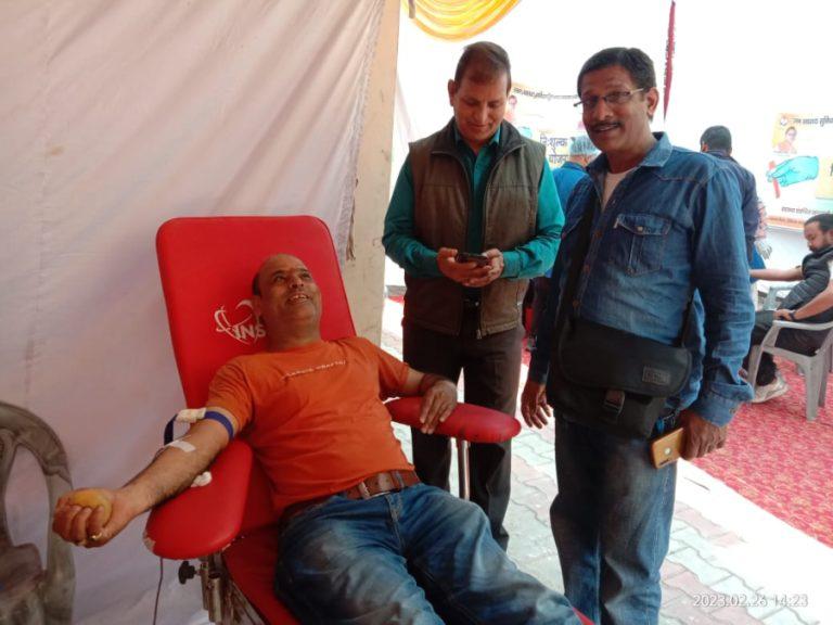 237 पत्रकार व उनके परिजनों ने लिया स्वास्थ्य शिविर का लाभ