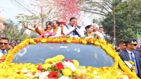 सीएम धामी के रोड शो में उमड़ा जनसैलाब