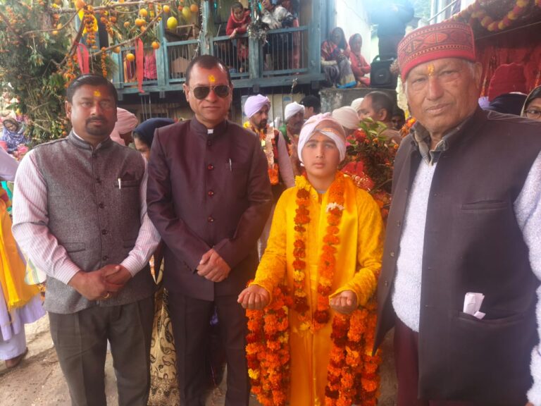 तल्लानागपुर पट्टी के कोल्लू – भन्नू में आयोजित किया पांडव लीला