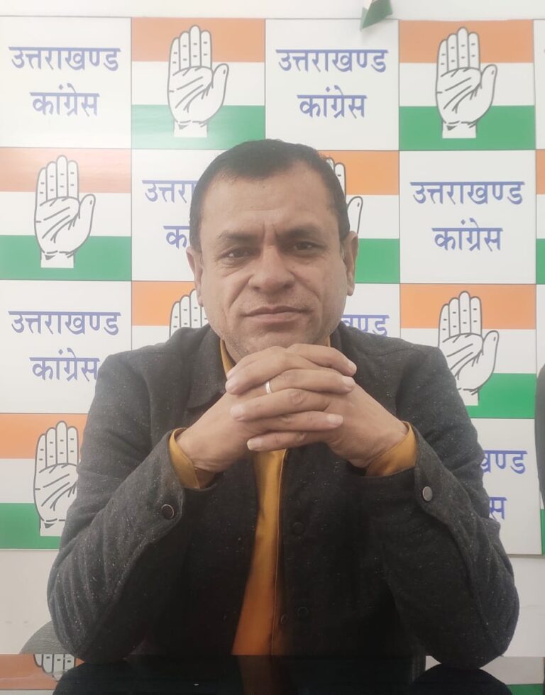 रुद्रप्रयाग तल्ला नागपुर क्षेत्र के तीन युवकों की सड़क दुर्घटना में मृत्यु होने पर कांग्रेस प्रदेश प्रवक्ता सूरज नेगी ने दुख जताया