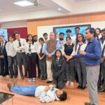 विश्व एनेस्थीसिया दिवस पर डीआईटी विश्वविद्यालय में जागरूकता कार्यक्रम, सुरक्षित सर्जरी में विशेषज्ञों की भूमिका पर जोर